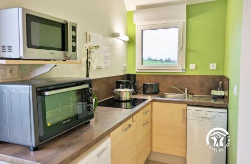 Villiers-Charlemagne House | Chalet la Carpe