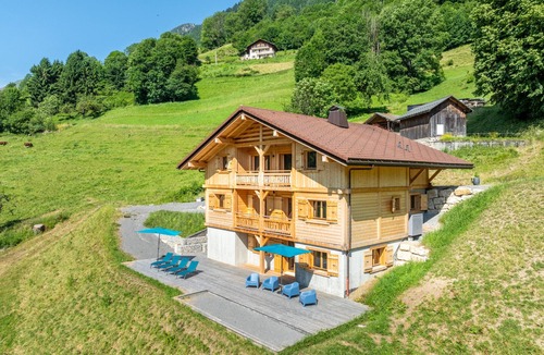Entremont Ski Chalet | Chalet La Ferme d'Aimé 15 personnes proche station