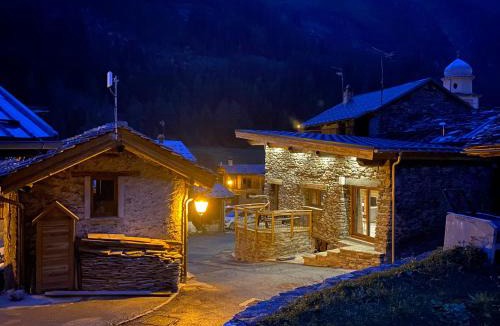 Les Brevieres Ski Chalet | chalet la grange