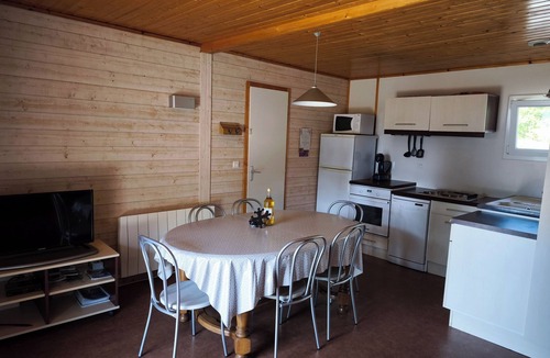 Rieupeyroux Ski Chalet | Chalet La Maynobe