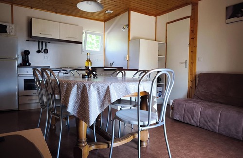 Rieupeyroux Ski Chalet | Chalet La Maynobe