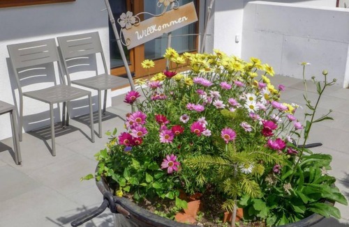 Grindelwald Apartment | Chalet La Muntaniala by Interhome