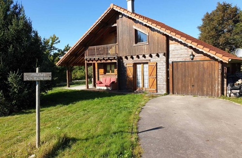 Champdray Ski Chalet | Chalet "La Palette" with Wifi in nature on a plot of 11 ares