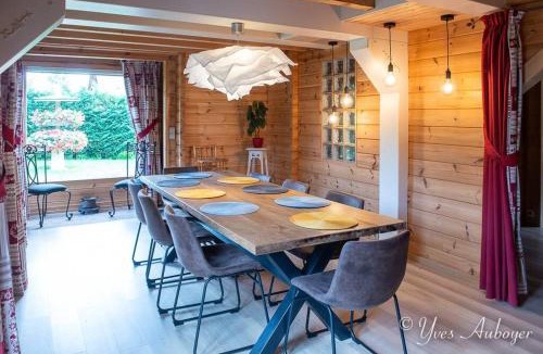 Le Menil Ski Chalet | Chalet La Revoyotte