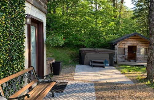 Saint-Raymond Ski Chalet | Chalet La Source Rouge -SPA/Luxury/Nature near Quebec City