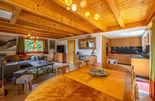 Saint-Pierre-de-Clages Ski Chalet | Chalet La Vue - hammam, pet friendly, amazing view