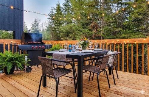 Pont-Rouge Ski Chalet | CHALET LAKAY-SPA Piscine Billards 25 min de Québec