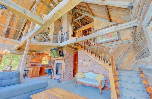 Sainte-Marguerite Ski Chalet | Chalet L’Ancestral | Old-World Charm by Lake