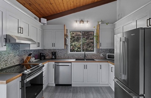 Mont-Tremblant Ski Chalet | Chalet Le Benjamin 4BDR - Pool - Jacuzzi