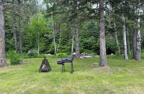 Baie-St-Paul Cabin | Chalet Le Billot (Bois Rond) rustic riverfront in Charlevoix