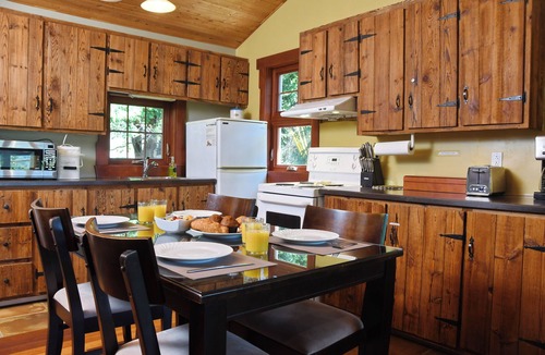 Baie-St-Paul Ski Chalet | Chalet Le Bruant, Pet-friendly