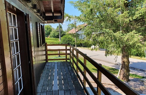 Champdray Ski Chalet | Chalet 'Le Chandeley' with Private Terrace, Private Garden and Wi-Fi