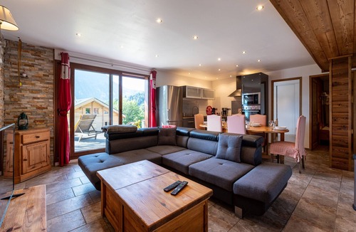 Villarembert Apartment | Chalet le Chardon Bleu