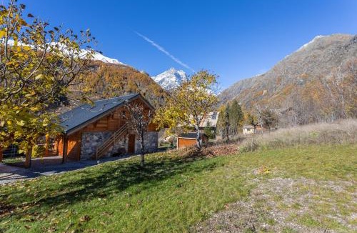 Pelvoux Apartment | Chalet Le Chastel