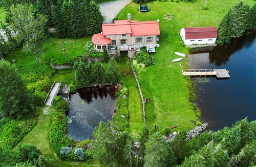 Val-des-Lacs House | Chalet Le Chateau with Guest House on the lake, waterfall, SPA, BBQ, pool table
