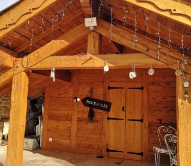 Saint-Lattier Ski Chalet | Chalet le Clos de l'Orme