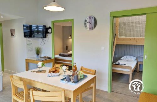 Villiers-Charlemagne House | Chalet le Gardon