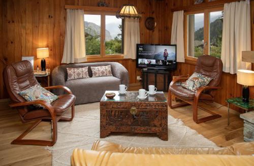Chamoson Ski Chalet | Chalet Le Katanga by Interhome