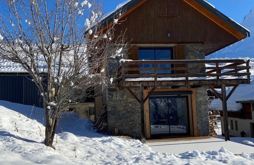 Albiez-le-Vieux House | Chalet Le Mazot – Exceptional Views & Mountain Ambiance