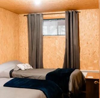 Notre-Dame-Des-Bois Ski Chalet | Chalet Le Mona
