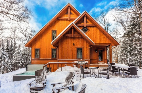 Saint-Faustin-Lac-Carre Ski Chalet | Chalet Le Mont-Blanc