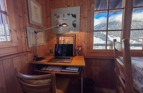 Liddes House | Chalet Le Moulin - Cozy, view of the Alps, fireplace & large terrace