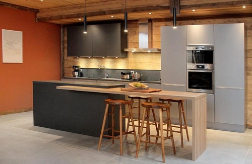 Mont-de-Lans Ski Chalet | Chalet Le Petit Bes