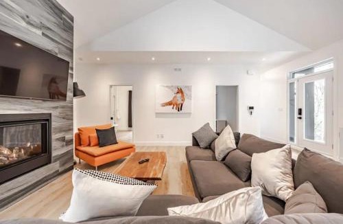 Argenteuil Regional County Municipality Ski Chalet | Chalet Le Pin with Private Spa & Billiards, Nature & Golf