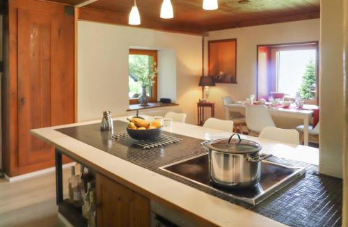 Caux Ski Chalet | Chalet Le Revers by Interhome