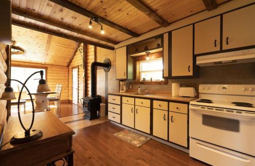 Chartierville Ski Chalet | Chalet Le RV 3
