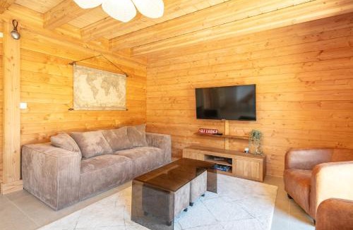 Saint-Jean-d'Arves Ski Chalet | Chalet les Buffettes - 4P8