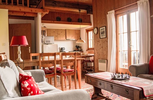 Moleson House | Chalet Les 3 Marmottes by Interhome