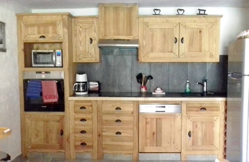 Bluffy Ski Chalet | CHALET LES CLARINES between lake and mountains