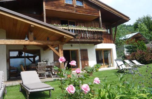 Saint-Jean-de-Sixt Ski Chalet | chalet les ecureuils
