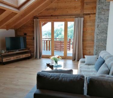 Cresuz Apartment | Chalet les Ecureuils Apartment Penthouse Suite