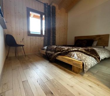 Saxon Bed & Breakfast | Chalet Les Louettes à Sapinhaut Canton du Valais