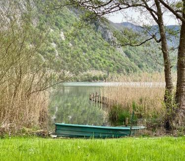 Nances Ski Chalet | Chalet les pieds dans l'eau Lac Aiguebelette
