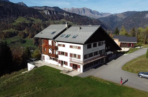 Crest-Voland Hotel | Chalet Les Pieux