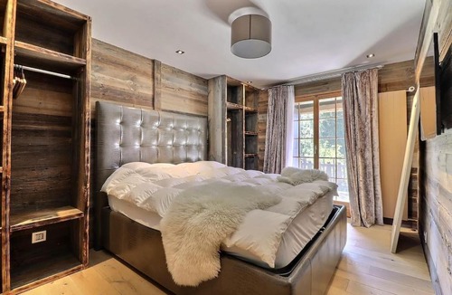 Icogne Ski Chalet | Chalet Les Pives, Crans-Montana