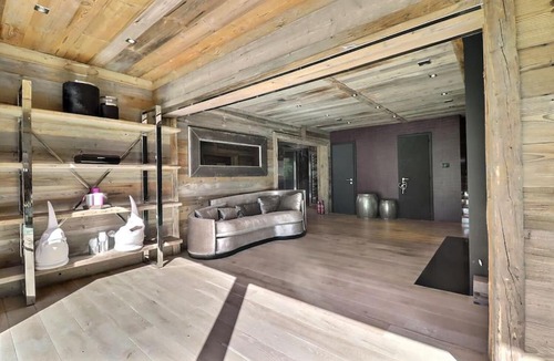 Icogne Ski Chalet | Chalet Les Pives, Crans-Montana