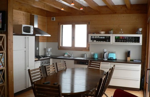 Chamrousse Ski Chalet | Chalet Les Trappistes 10 persons in Chamrousse 1750m with "Wifi".