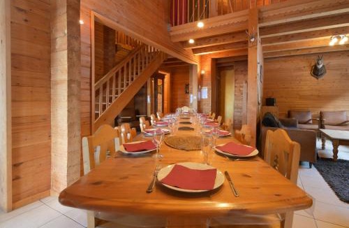 Hauteluce Ski Chalet | Chalet Lo Capstoa