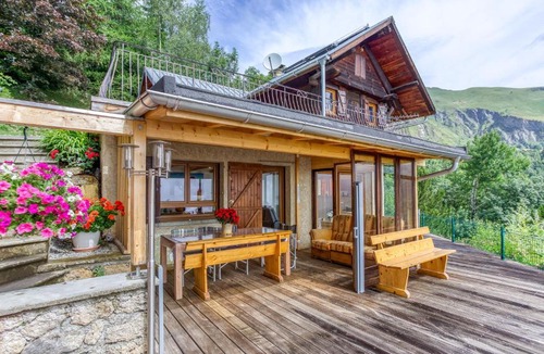 Jarrier House | Chalet Lo Grané