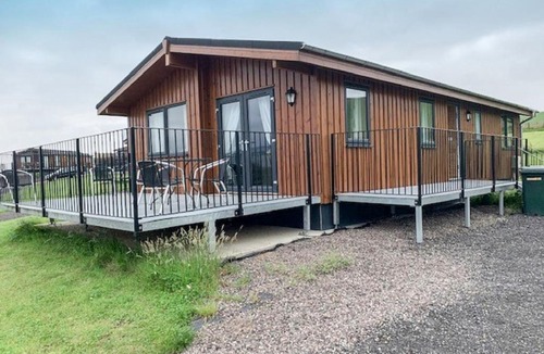 Kinross Ski Chalet | Chalet Loch Leven Lodge 5