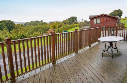 Kinross Ski Chalet | Chalet Loch Leven Lodge 7