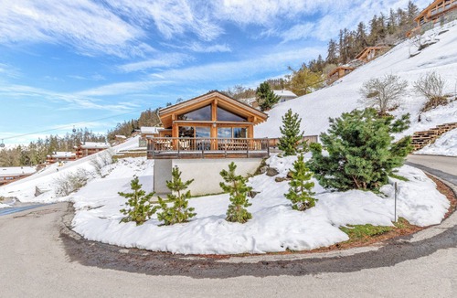 Sion Ski Chalet | Chalet Magrappé, direct access to the piste