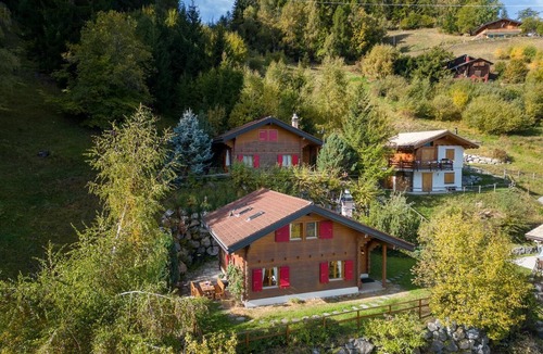 Mayens-de-Riddes Ski Chalet | Chalet Mar'Mot - Four Bedroom Chalet, Sleeps 8
