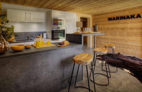 Manigod Ski Chalet | Chalet Marinaka - alpine luxury chalet for 11, jacuzzi - OVO Network