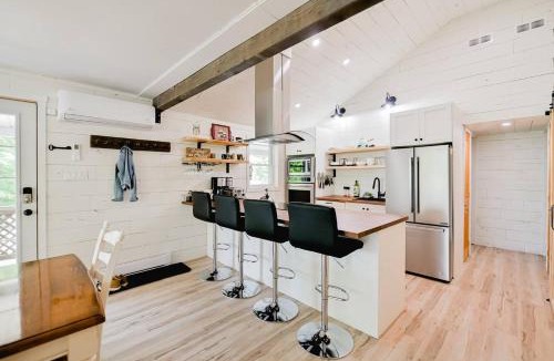 Mansonville Ski Chalet | Chalet Memphrémagog Ski Spa, Étang