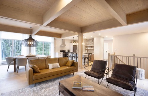 Inverness House | Chalet Mid-Century | Lakeside Joseph | Le Charlo